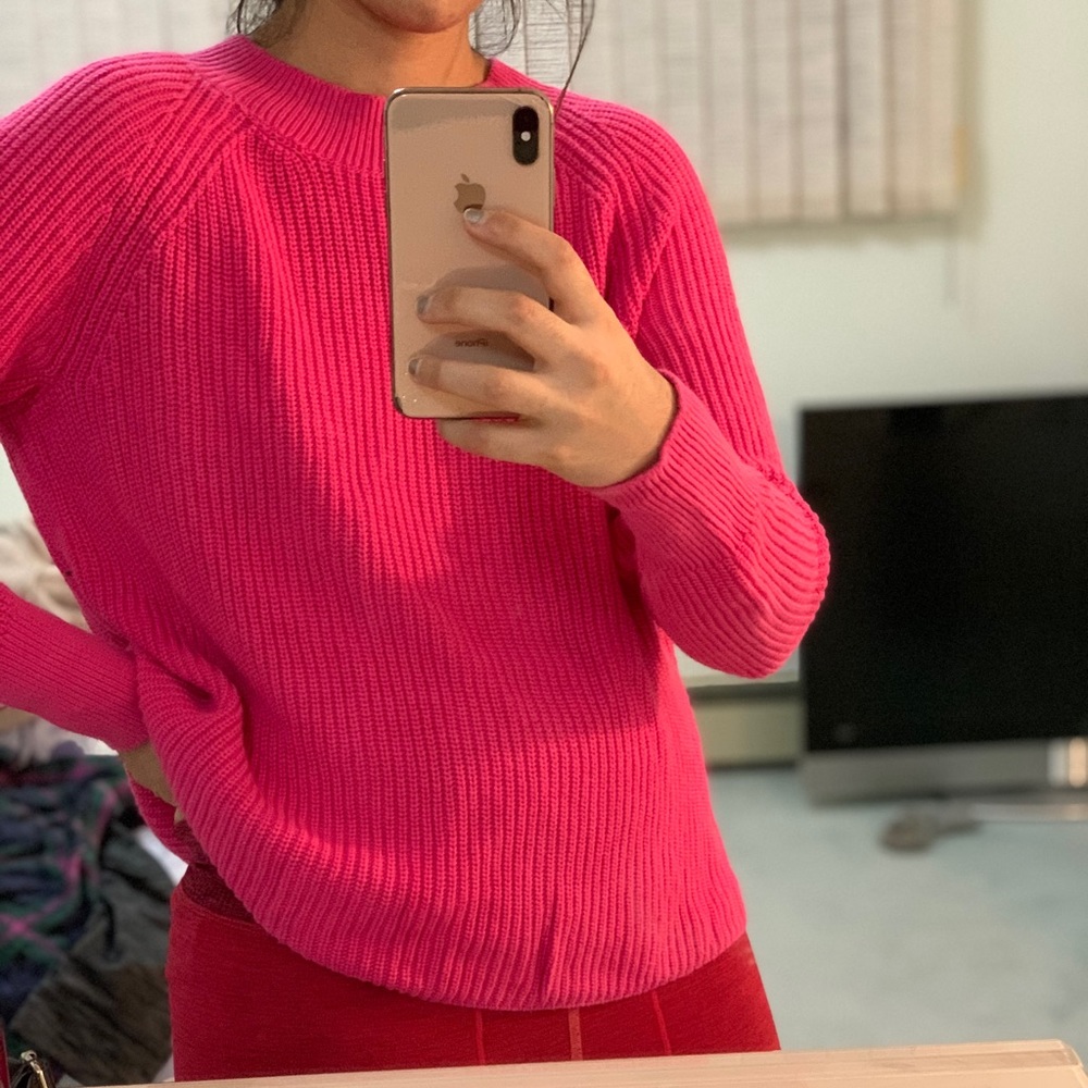 Hot pink banana republic knit sweater